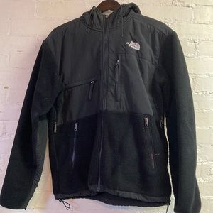 The North Face Men’s Medium Hooded Denali Black